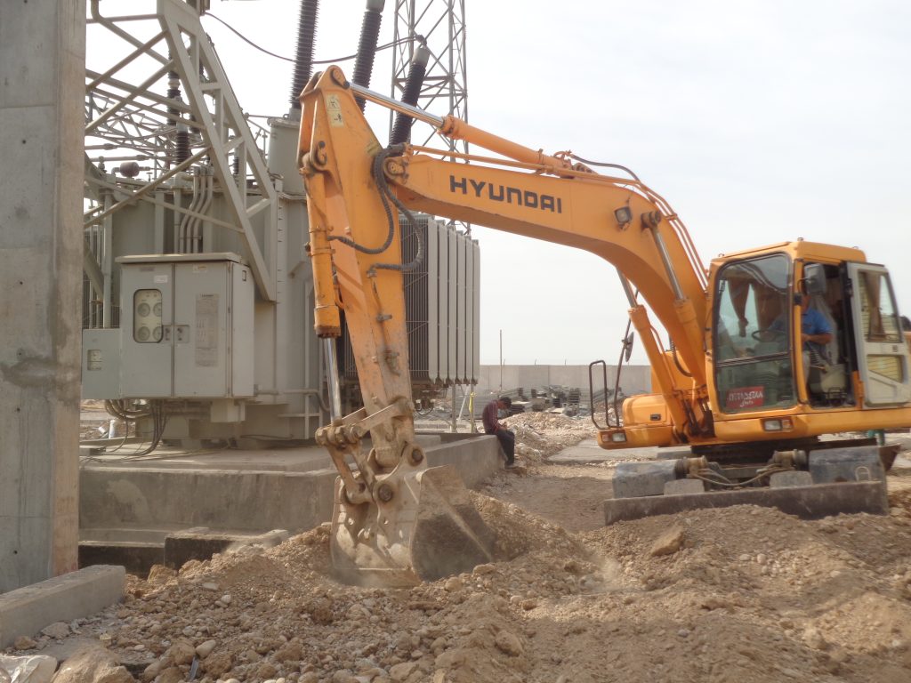 ماشین‌آلات و تجهیزات