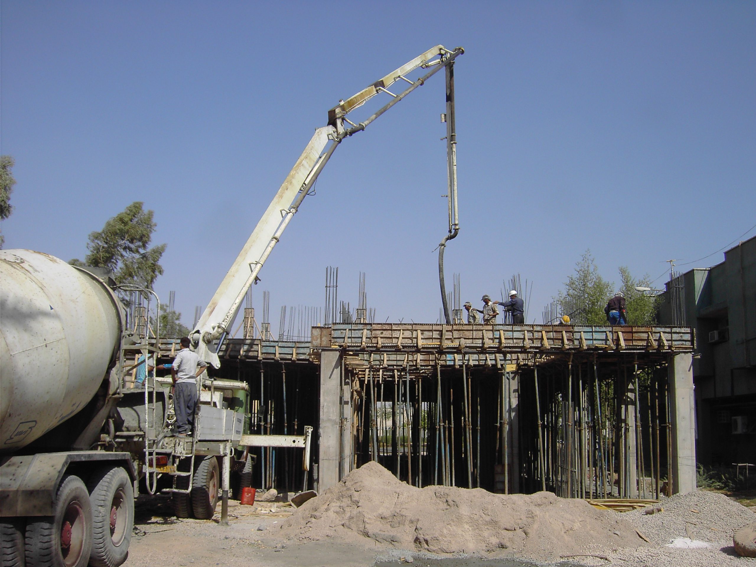 صنعت ساختمان سازی در ایران